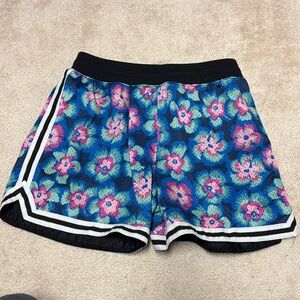 Chubbies mesh courtside 5” inseam basketball shorts
